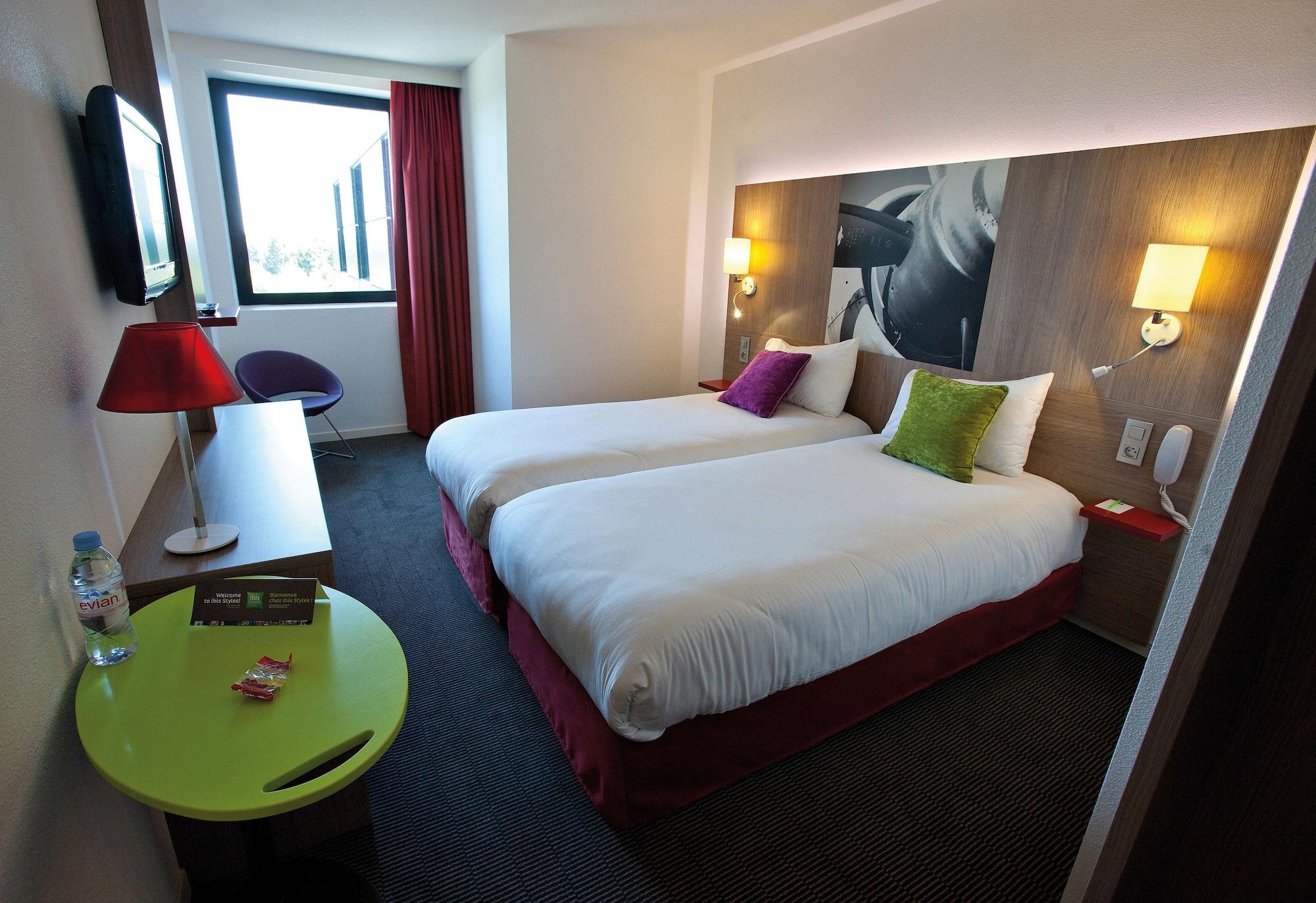 Ibis Styles Toulouse Cite Espace Luaran gambar