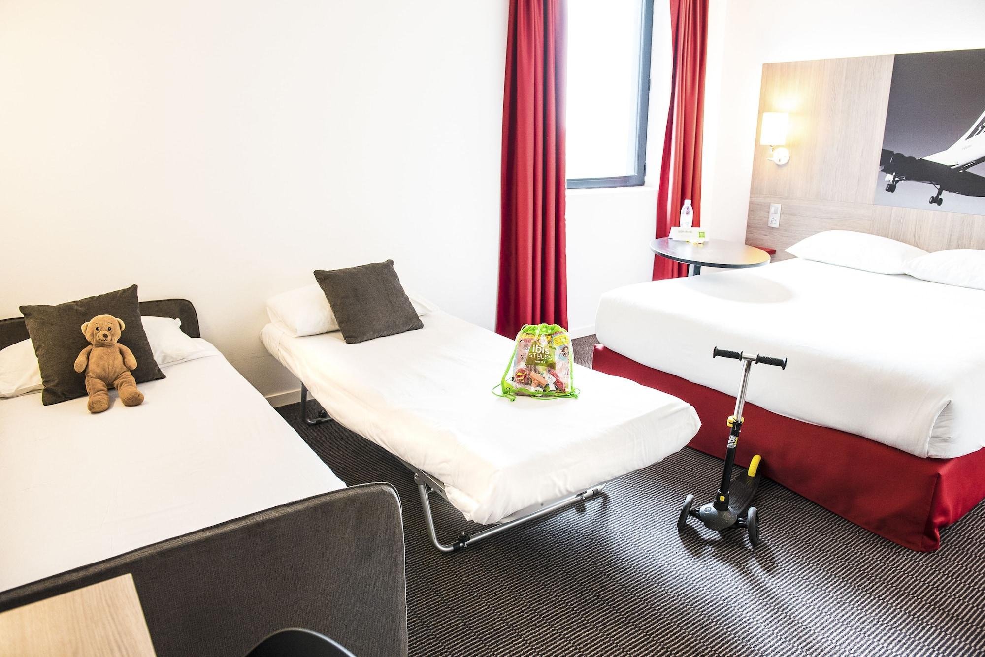 Ibis Styles Toulouse Cite Espace Luaran gambar