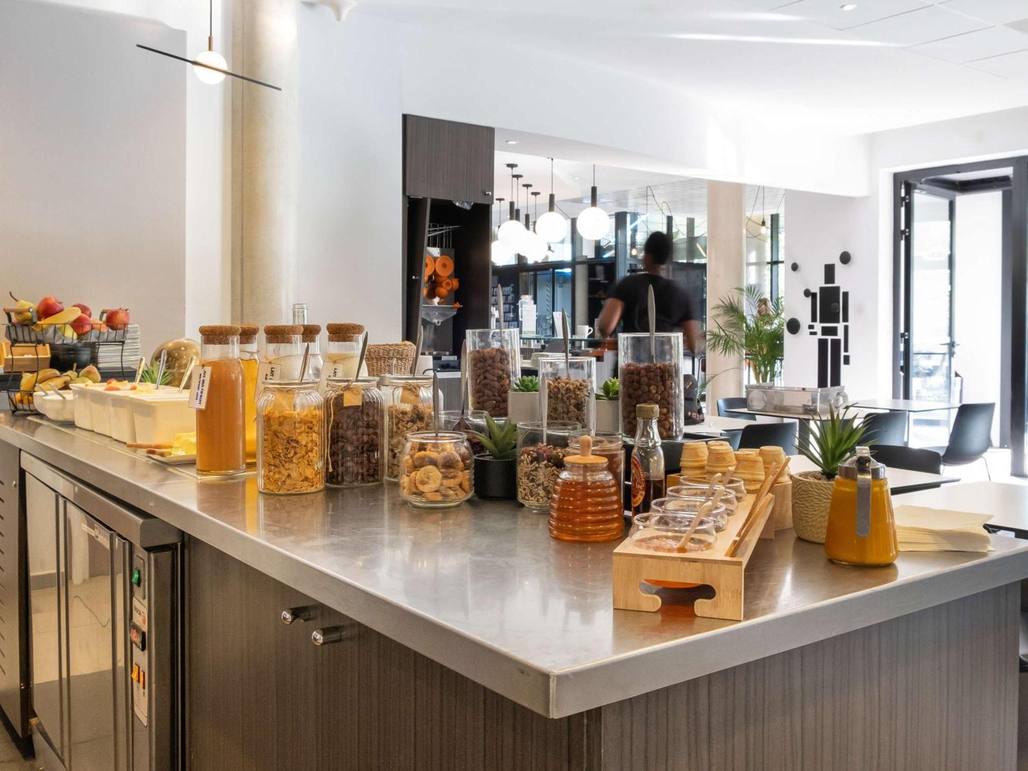 Ibis Styles Toulouse Cite Espace Luaran gambar