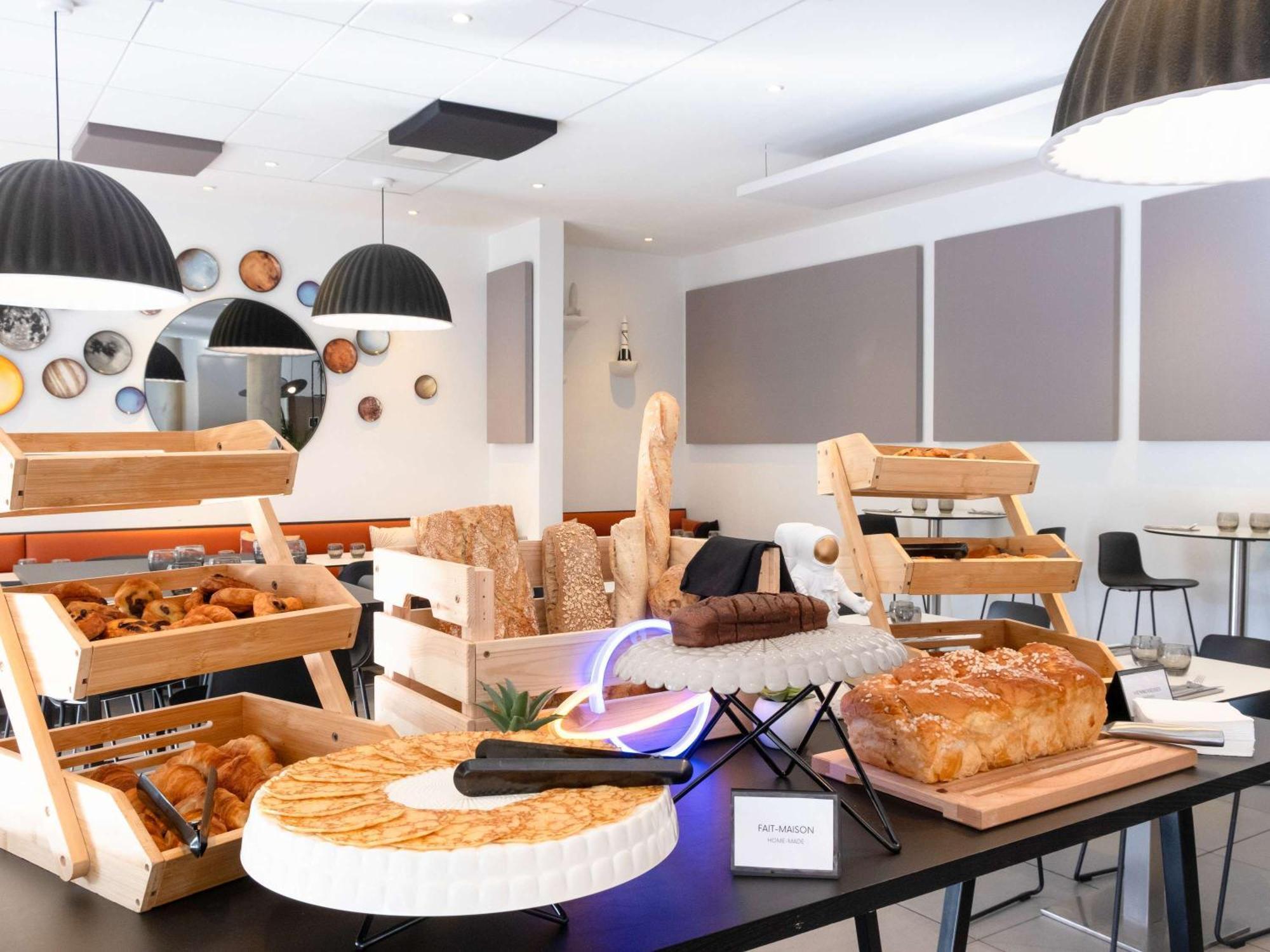 Ibis Styles Toulouse Cite Espace Luaran gambar