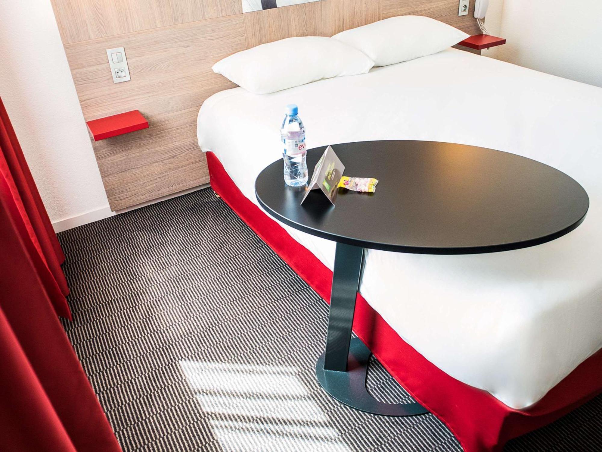 Ibis Styles Toulouse Cite Espace Luaran gambar