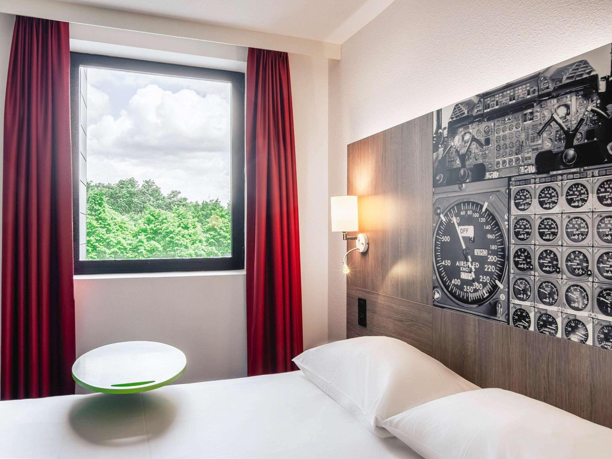 Ibis Styles Toulouse Cite Espace Luaran gambar