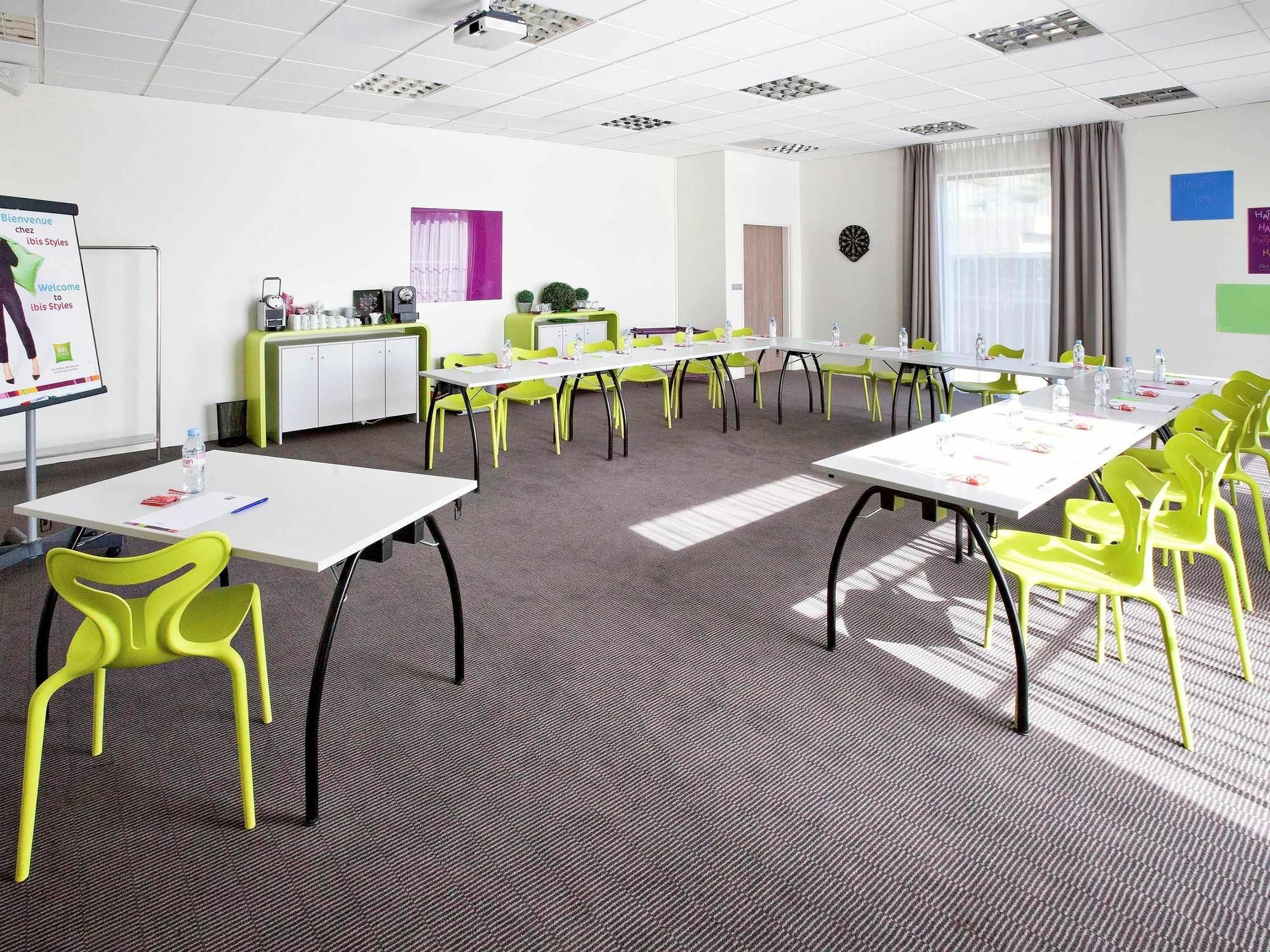 Ibis Styles Toulouse Cite Espace Luaran gambar