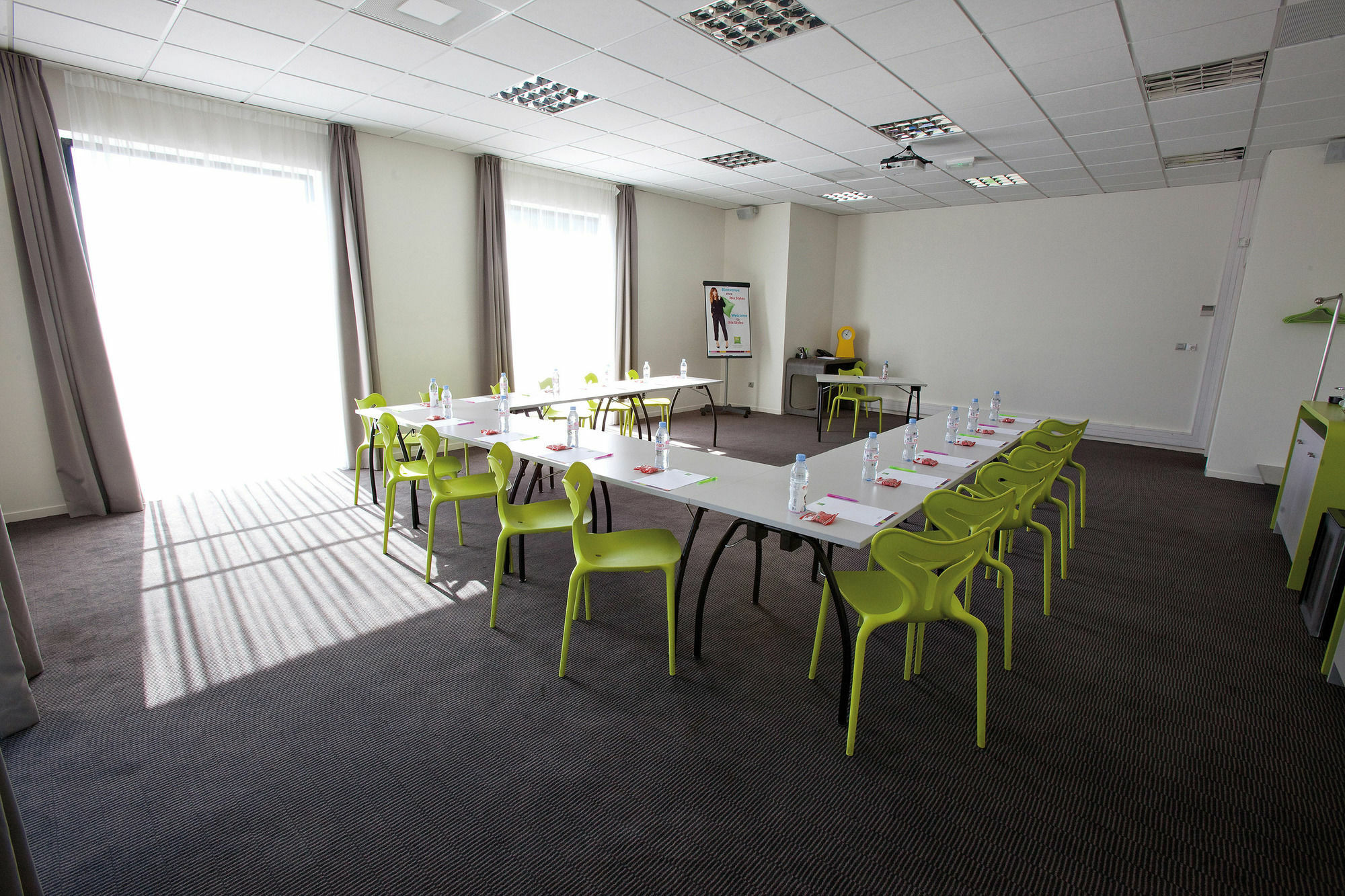 Ibis Styles Toulouse Cite Espace Luaran gambar